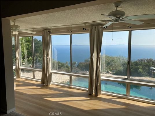 Interior, Sun Room, Water, Wood Texture Flooring