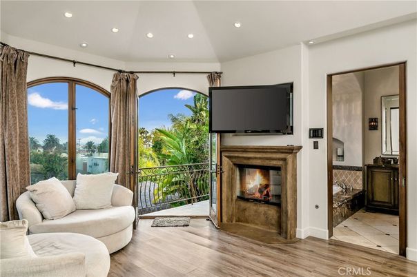 Fireplace, Interior, Recessed Lighting, Wood Texture Flooring