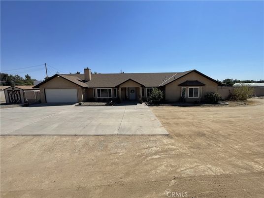 Backyard, Detached Garage, Exterior