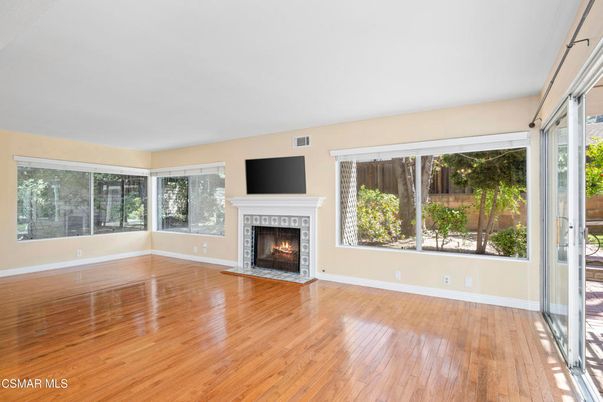 Empty room, Fireplace, Interior, Wood Texture Flooring