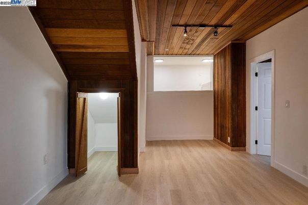 Interior, Recessed Lighting, Wooden Ceilings, Wood Texture Flooring