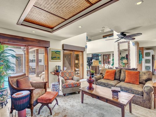 Dining room, Interior, Living room, Recessed Lighting