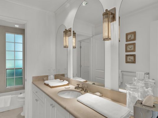 Bathroom, Dual Sink Vanities, Interior