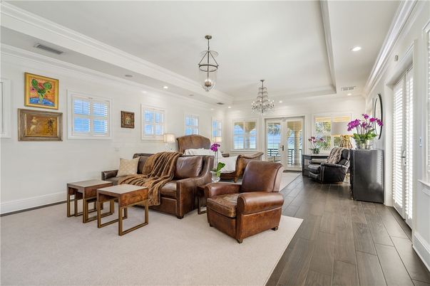 Chandelier, Dining room, Interior, Living room, Recessed Lighting, Wood Texture Flooring