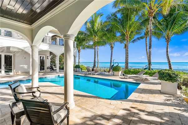 Exterior, Pool, Water