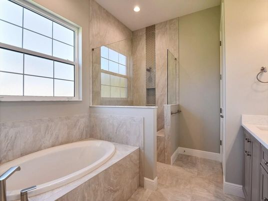 Bathroom, Interior, Recessed Lighting