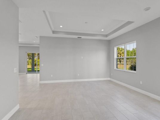 Empty room, Interior, Recessed Lighting