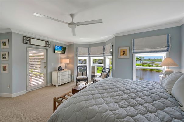Bedroom, Interior, Water