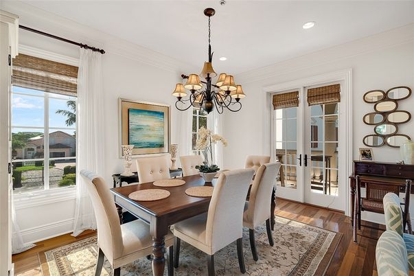 Chandelier, Dining room, Interior, Recessed Lighting, Wood Texture Flooring