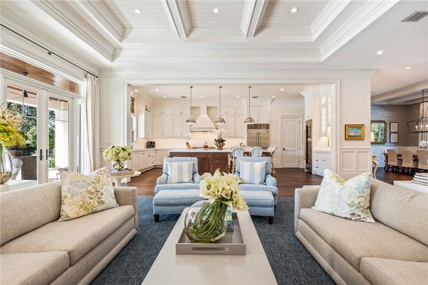 Dining room, Interior, Kitchen, Living room, Pendant Lights, Recessed Lighting, Wood Texture Flooring