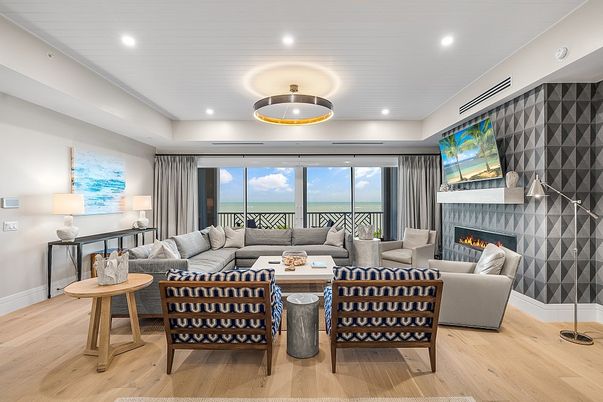 Fireplace, Interior, Living room, Pendant Lights, Recessed Lighting, Wood Texture Flooring