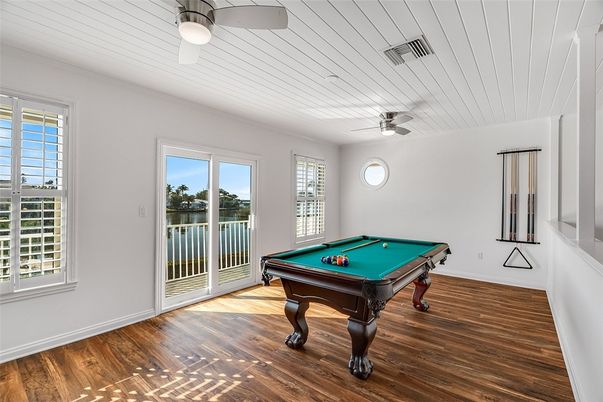 Billiard Table, Game Room, Interior, Wood Texture Flooring