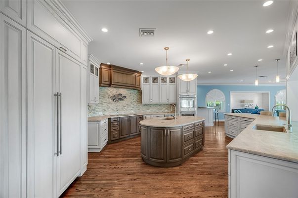 Interior, Kitchen, Pendant Lights, Recessed Lighting, Wood Texture Flooring