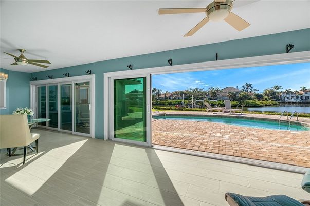 Exterior, Interior, Pool, Water