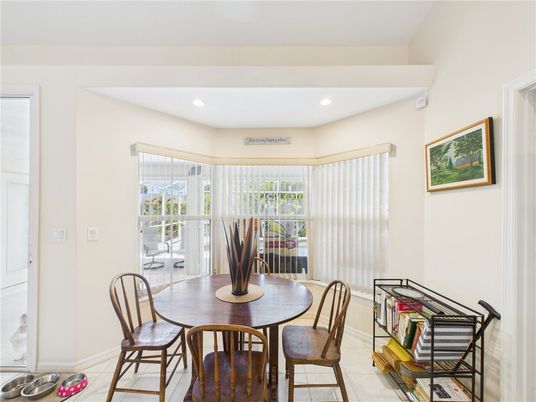 Dining room, Interior, Recessed Lighting