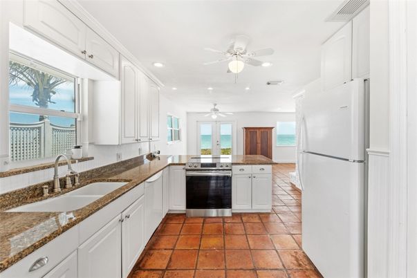 Interior, Kitchen, Recessed Lighting
