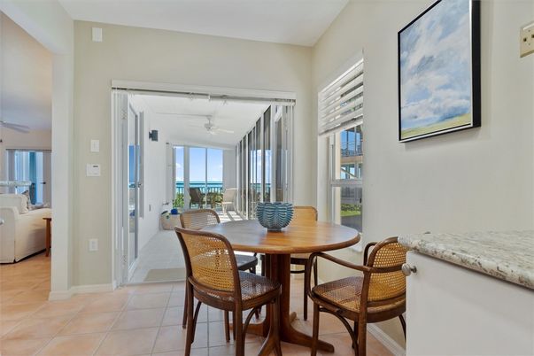 Dining room, Interior, Water