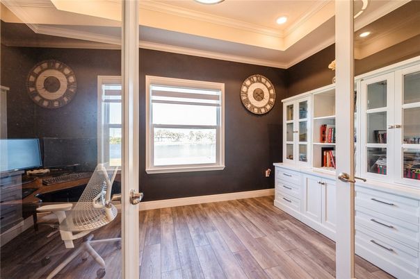 Home Office, Interior, Recessed Lighting, Wood Texture Flooring