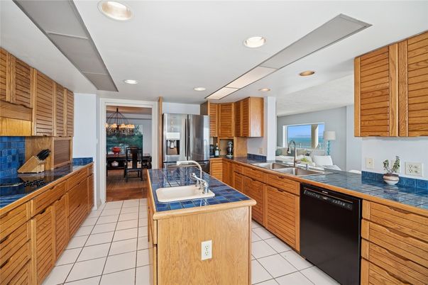 Dining room, Interior, Kitchen, Recessed Lighting, Stainless Steel Appliances, Tile Countertops