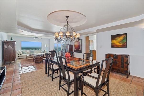Chandelier, Dining room, Interior, Living room