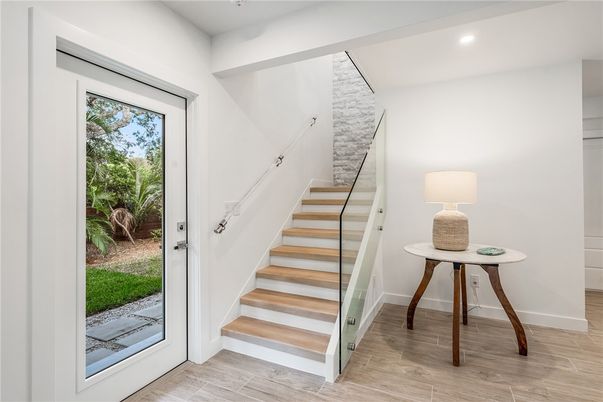 Interior, Recessed Lighting, Wood Texture Flooring