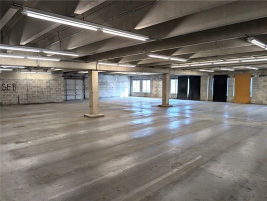 Garage, Interior, Stone Walls