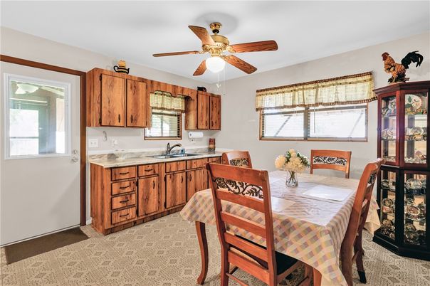 Dining room, Interior