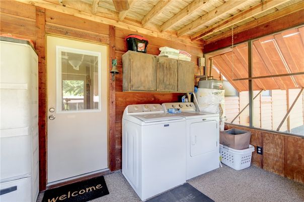 Interior, Washer, Wooden Beams, Wooden Ceilings, Wooden Walls