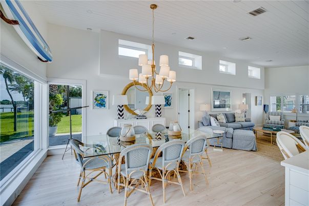 Chandelier, Dining room, Interior, Living room, Wood Texture Flooring