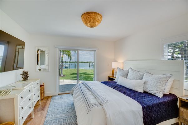 Bedroom, Interior, Water, Wood Texture Flooring