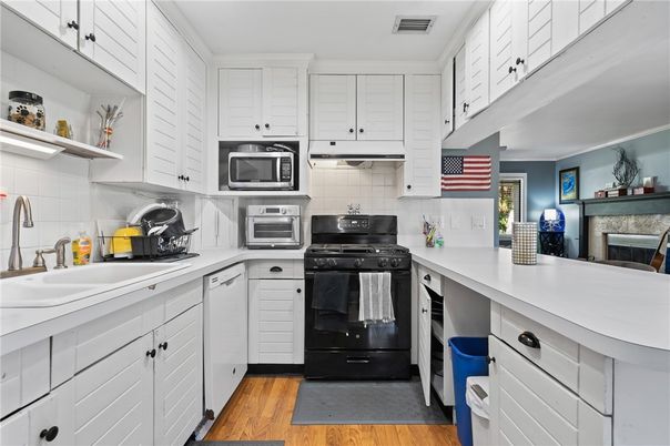 Interior, Kitchen, Stainless Steel Appliances, Wood Texture Flooring