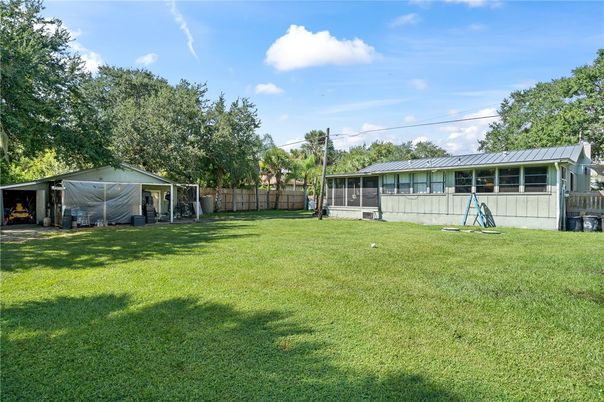 Backyard, Exterior