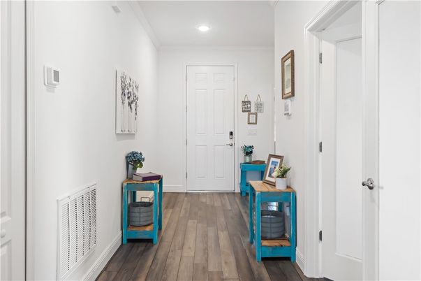Interior, Recessed Lighting, Wood Texture Flooring