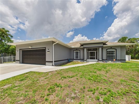 Attached, Backyard, Exterior, Facade, Ranch