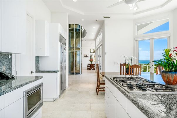 Interior, Kitchen, Pendant Lights, Recessed Lighting, Water