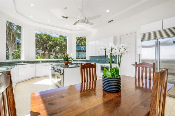 Dining room, Interior, Kitchen, Recessed Lighting, Stainless Steel Appliances