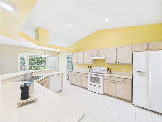 Interior, Kitchen, Pendant Lights, Recessed Lighting