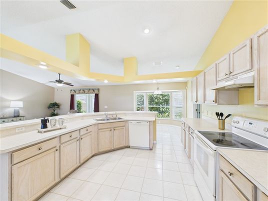 Interior, Kitchen, Recessed Lighting