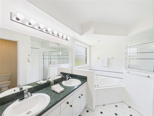 Bathroom, Dual Sink Vanities, Interior