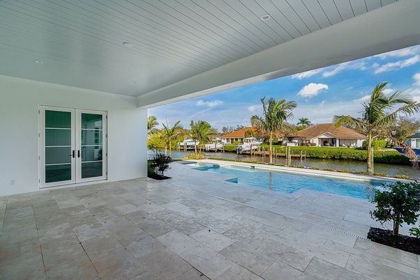 Exterior, Pool, Water
