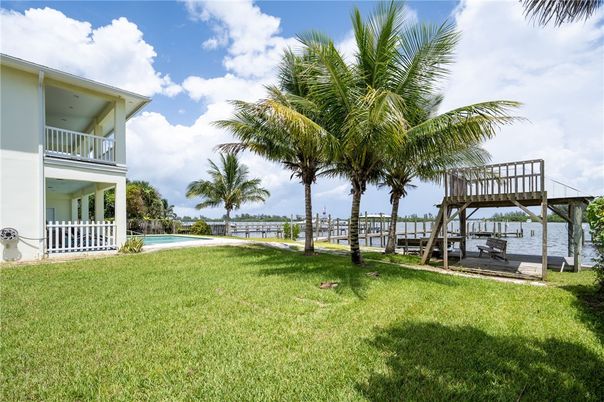 Backyard, Exterior, Pool, Water