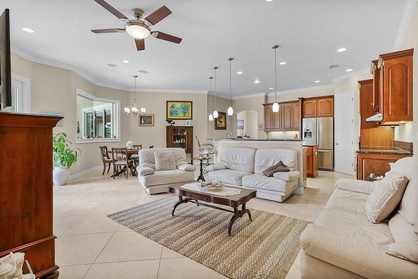 Chandelier, Dining room, Interior, Kitchen, Living room, Pendant Lights, Recessed Lighting, Stainless Steel Appliances