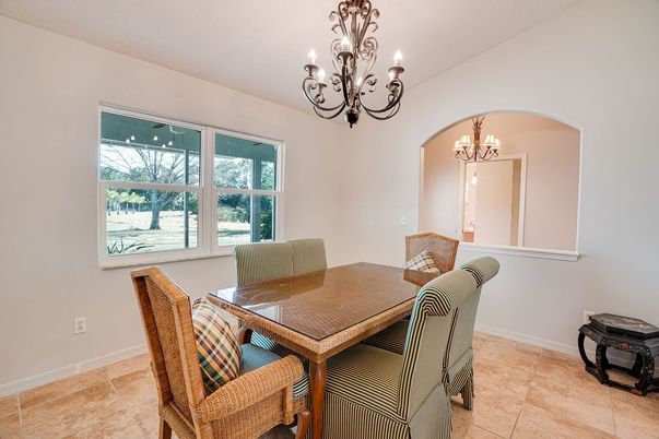 Chandelier, Dining room, Interior