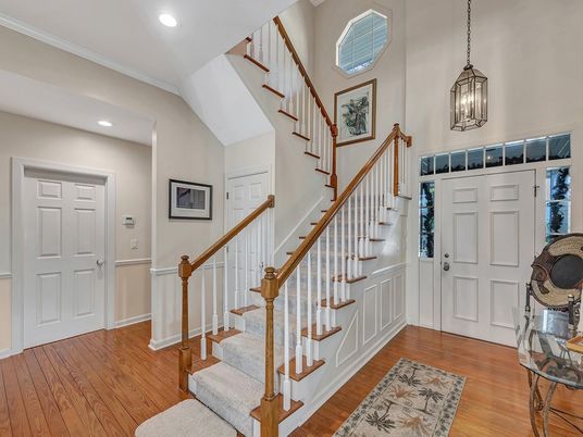 Interior, Pendant Lights, Recessed Lighting, Wood Texture Flooring