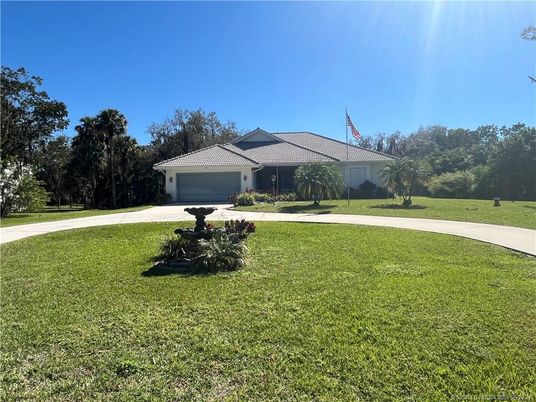 Attached, Backyard, Exterior, Facade, Ranch