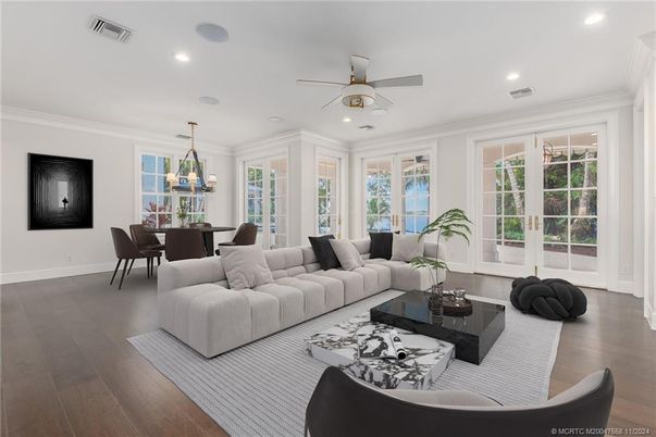 Dining room, Interior, Living room, Pendant Lights, Recessed Lighting, Wood Texture Flooring