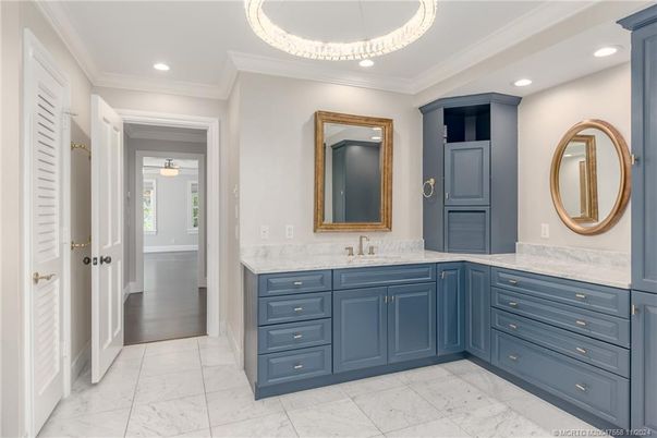 Bathroom, Dual Sink Vanities, Interior, Marble, Pendant Lights, Recessed Lighting
