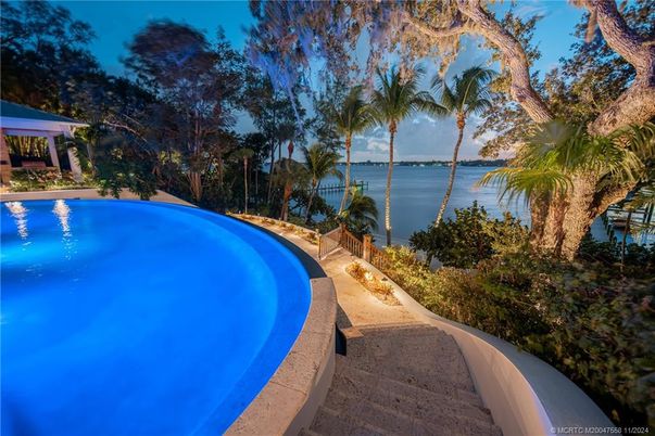 Exterior, Lake, Pool, Water