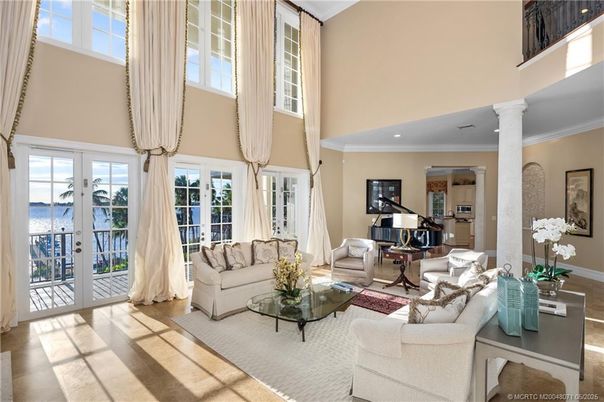 Interior, Living room, Piano, Recessed Lighting, Water