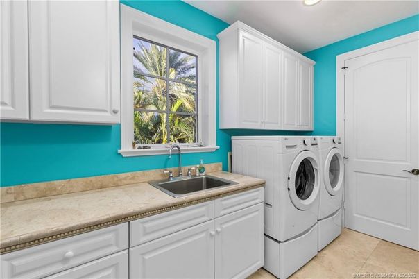 Interior, Recessed Lighting, Washer